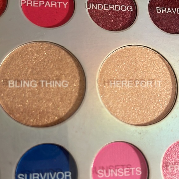 🎈SALE🎈🎀#55.MAKEUP XXL67-COLOR RED EYESHADOW PALETTE🎀 - Picture 12 of 17